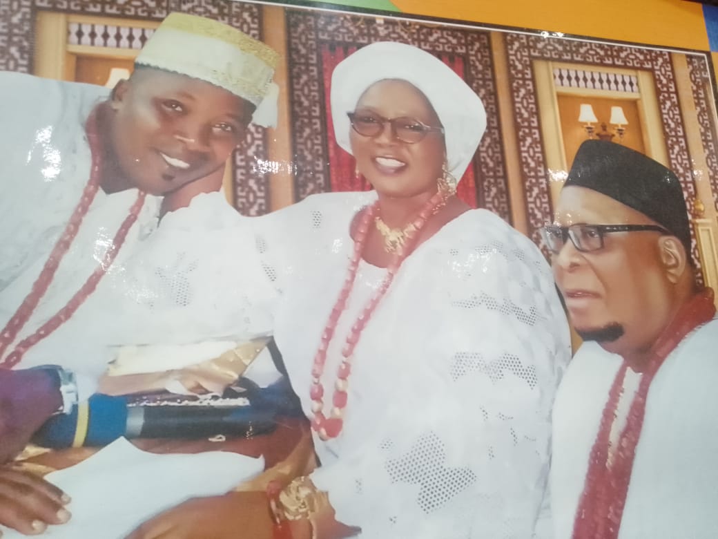 King King the Crown Fits Ijoba